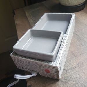 Scentsy Suc-cute-lent warmer